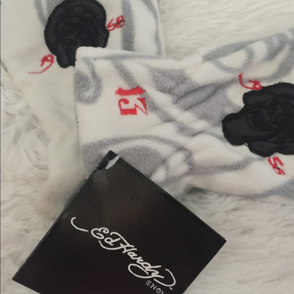 ED HARDY LIVE TO RIDE FLEECE GLOVES New Large - Picture 6 of 7